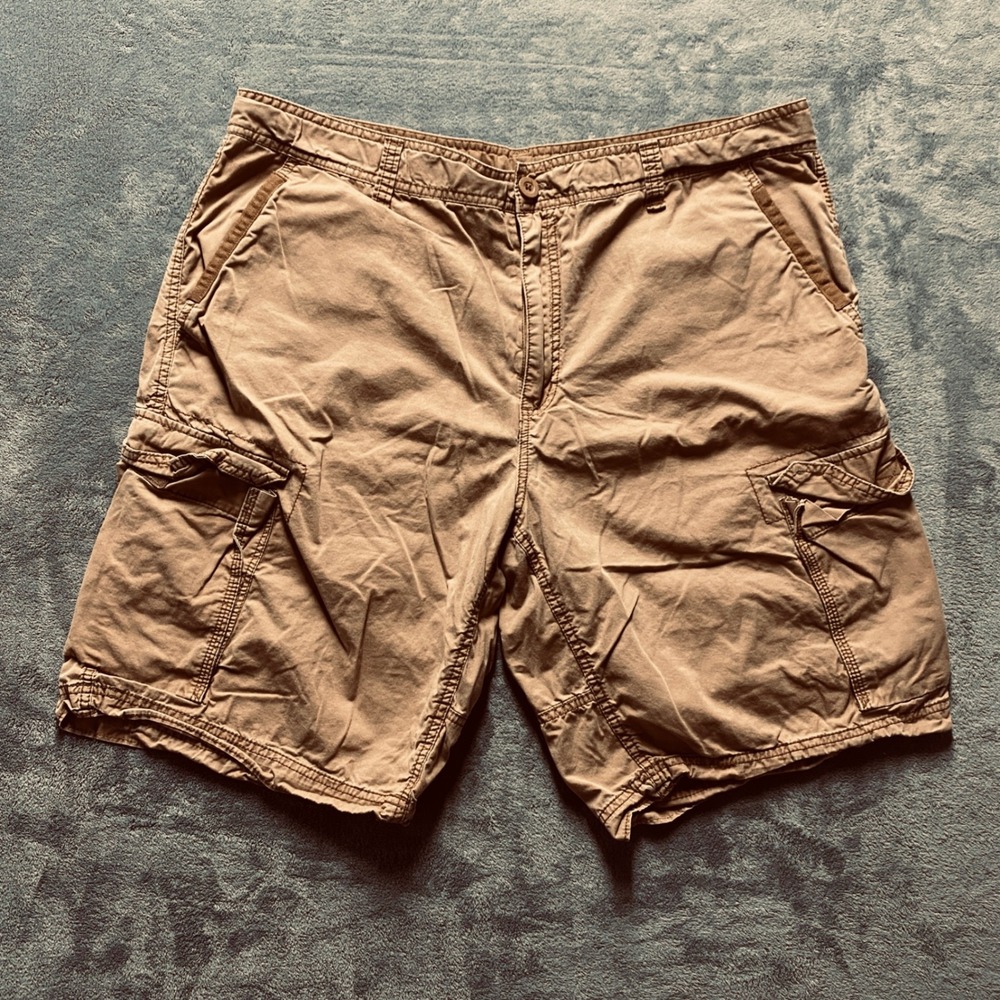 Faded Glory Cargo Shorts Mens 40 Tan Khaki Baggy Pockets Wide Leg Grunge Y2K